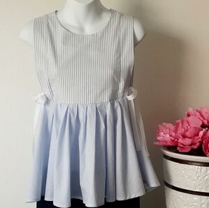 Romeo & Juliet Couture Womens Small Sleeveless Babydoll Top